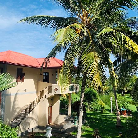 Shangri-Lanka Villa Bentota Eksteriør bilde